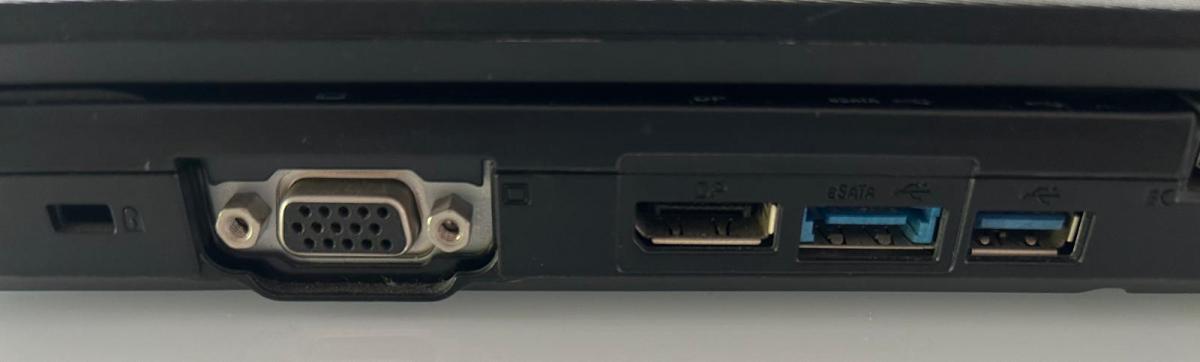 Fujitsu Lifebook E752
